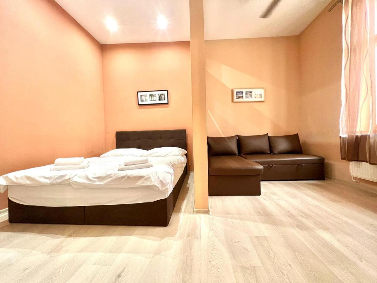 Aparthotel Casa Italia Prague Extérieur photo