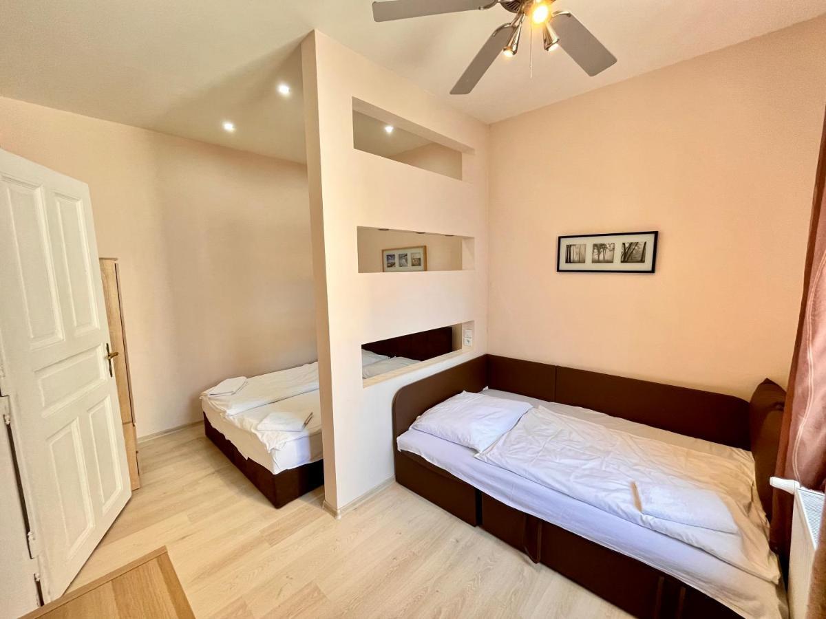 Aparthotel Casa Italia Prague Extérieur photo