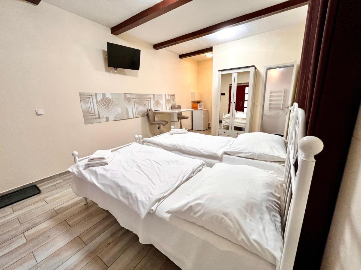 Aparthotel Casa Italia Prague Extérieur photo
