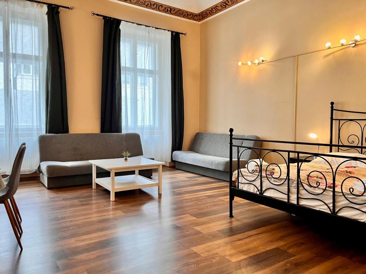 Aparthotel Casa Italia Prague Extérieur photo